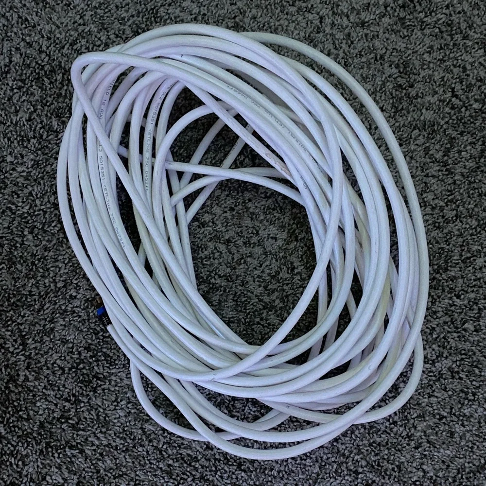 25 plus feet of cable line
